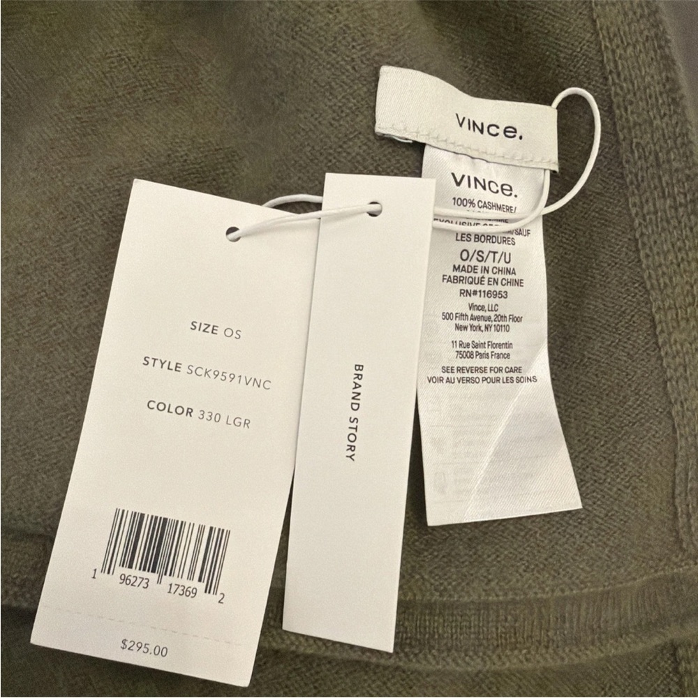 $295 Vince 100% Boiled Cashmere Plush Clean Edge Knit Scarf Wrap Olive Green - Picture 3 of 7